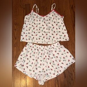 Colsie Mistletoe Print Pajama Set